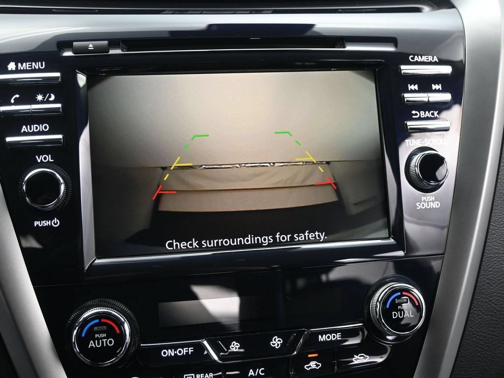 Used 2023 Nissan Murano SV w/ SV Midnight Edition Package FWD image 17