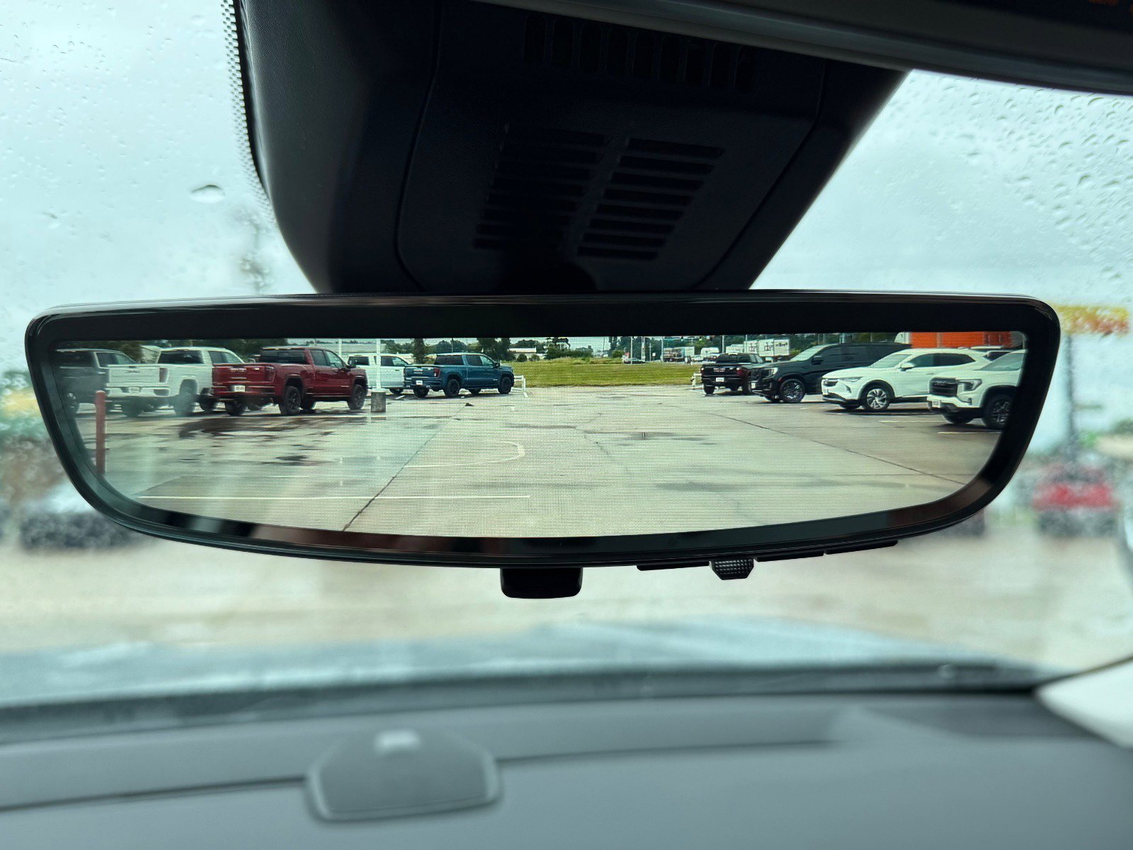 New 2026 GMC Terrain Denali w/ LPO, Floor Liner Package image 24