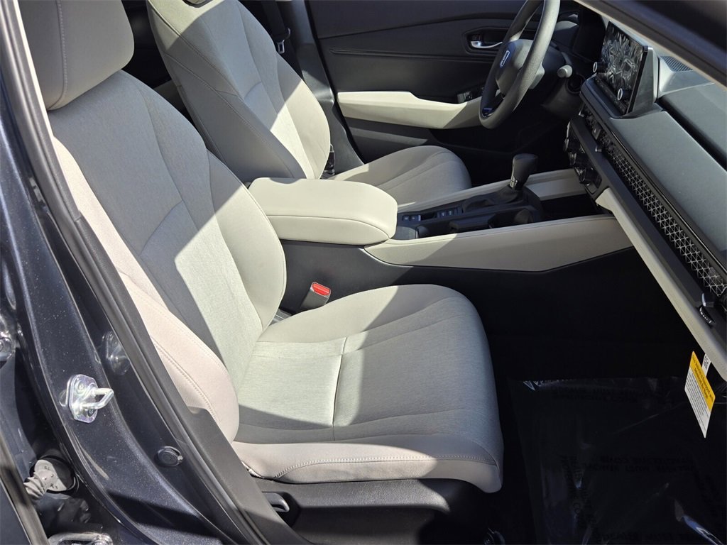 Used 2024 Honda Accord EX image 16