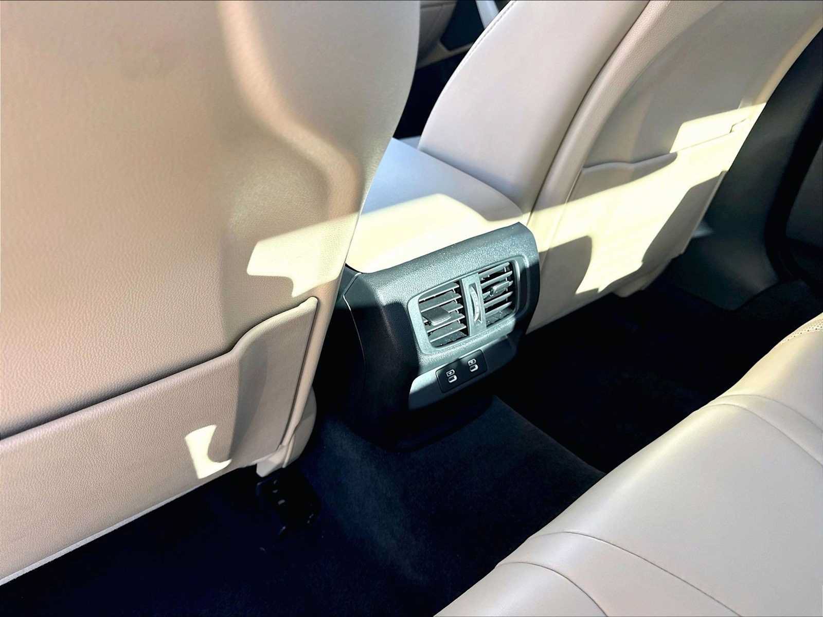 Used 2024 Acura TLX w/ Technology Package FWD image 34