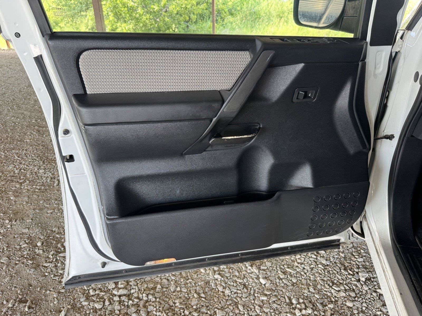 Used 2012 Nissan Titan SV w/ Sport Appearance Pkg RWD image 24