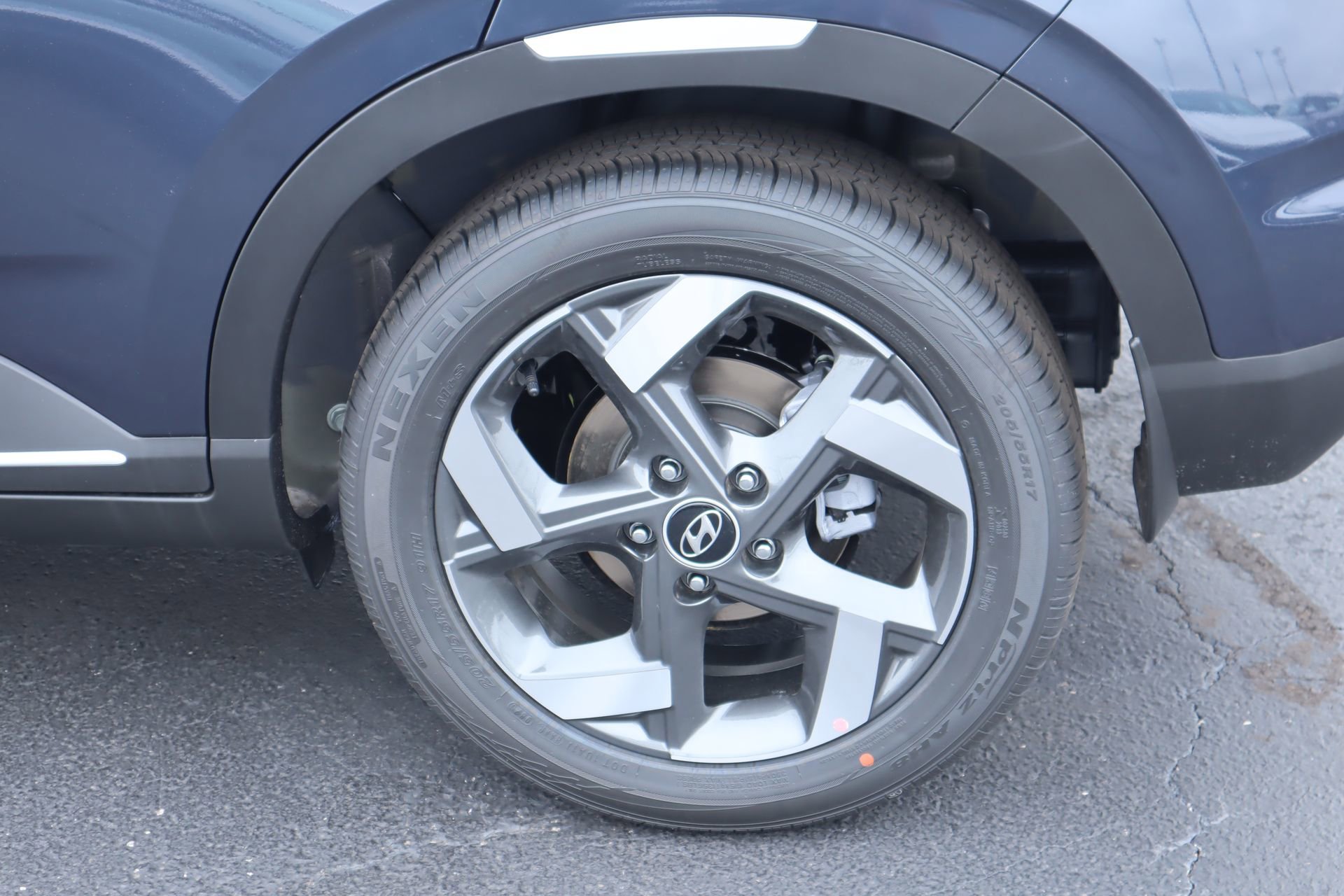 New 2026 Hyundai Venue SEL FWD image 17