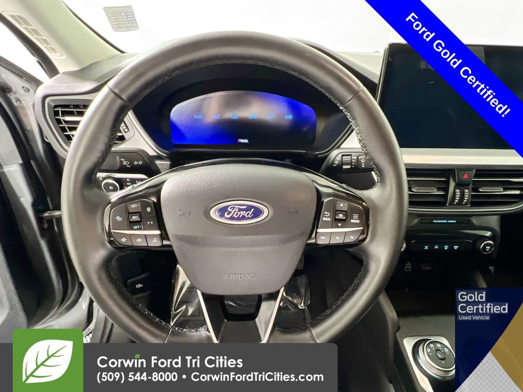 Certified 2025 Ford Escape Platinum AWD/4WD image 8