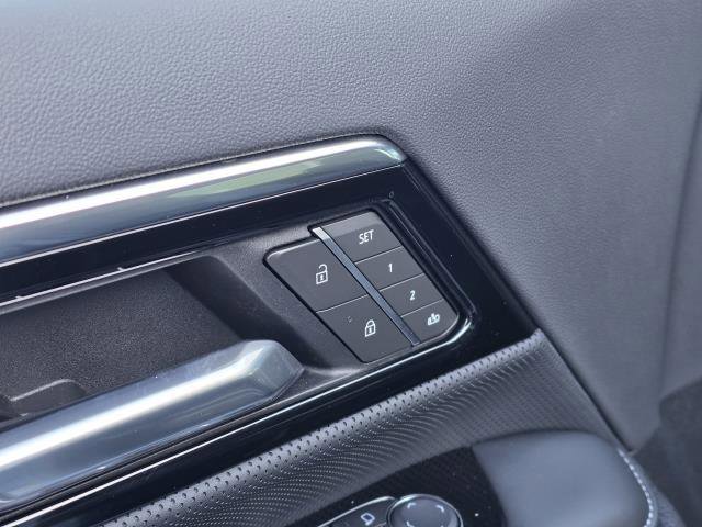 Used 2025 GMC Sierra EV Denali image 12