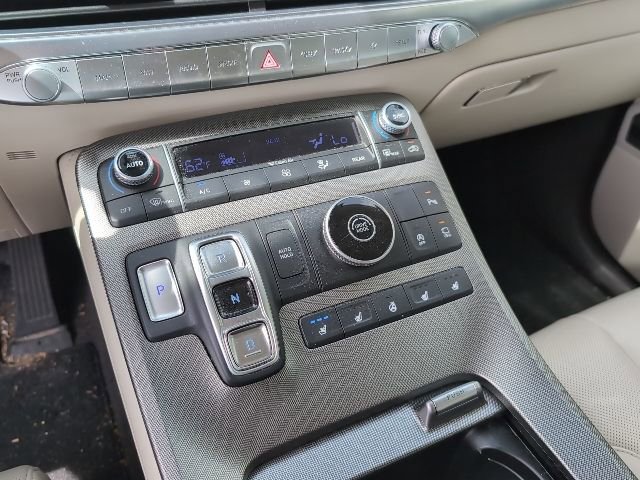 Used 2020 Hyundai Palisade Limited image 18