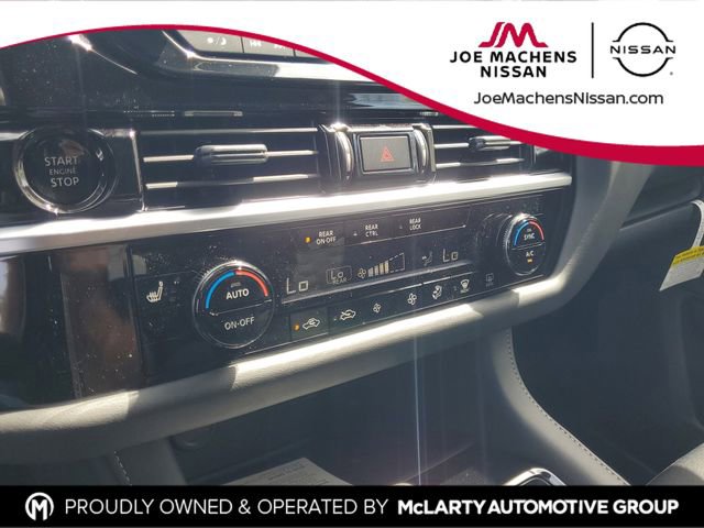 New 2025 Nissan Pathfinder SV w/ Black Appearance Package image 20