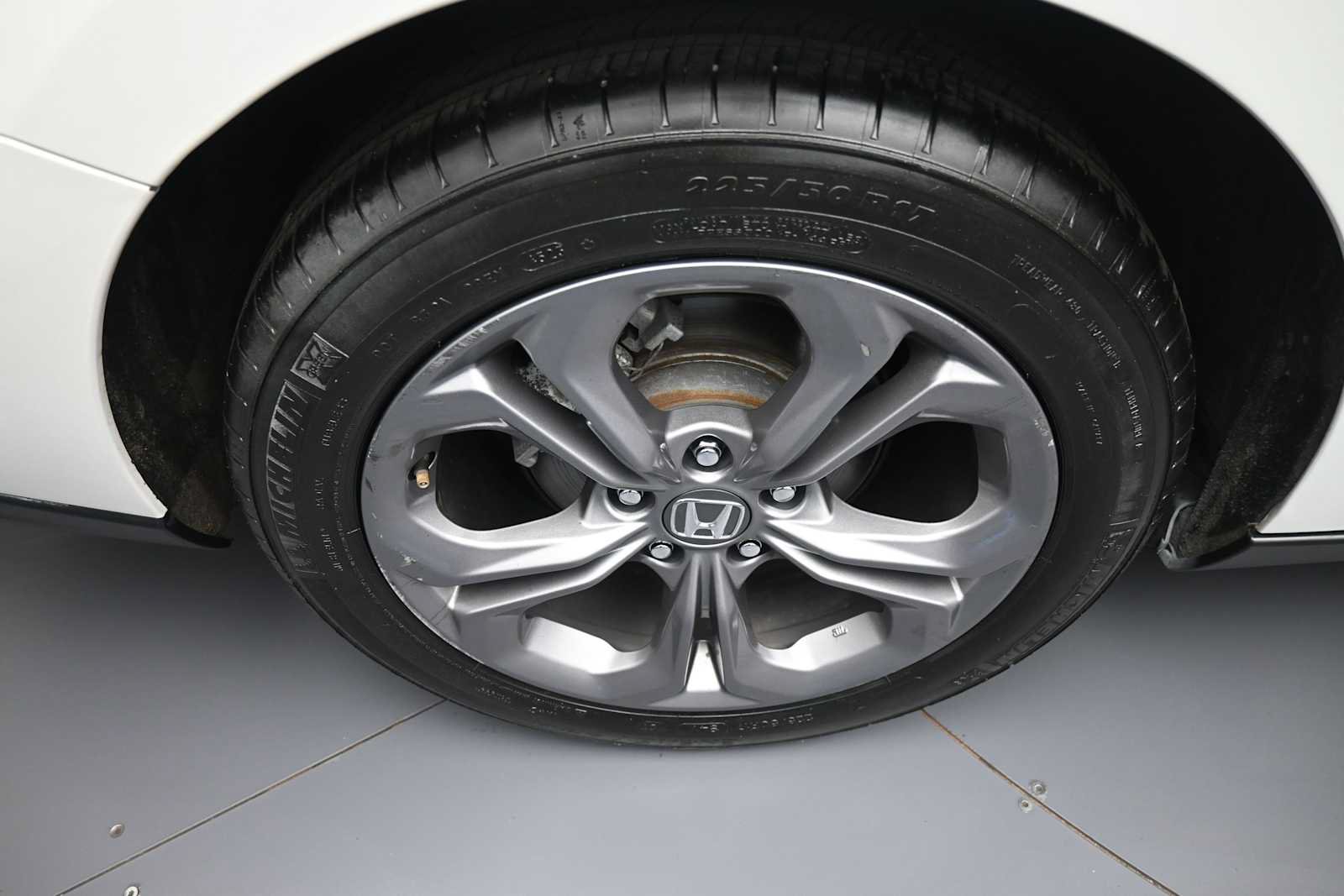 Used 2024 Honda Accord EX image 12