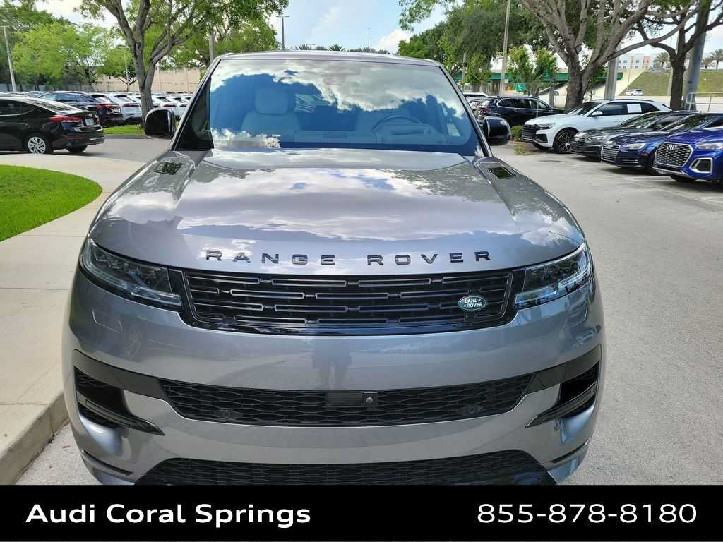 Used 2025 Land Rover Range Rover Sport Dynamic SE AWD/4WD image 14