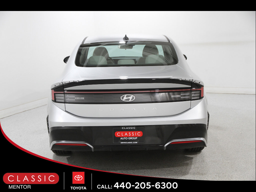 Used 2025 Hyundai Sonata SEL FWD image 18