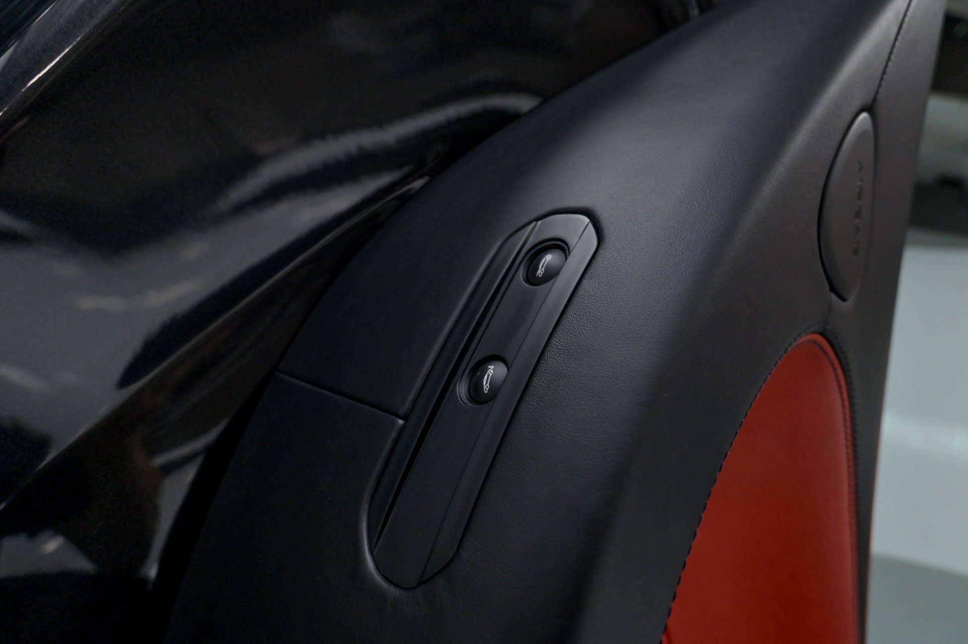 Used 2019 McLaren 600LT RWD image 53