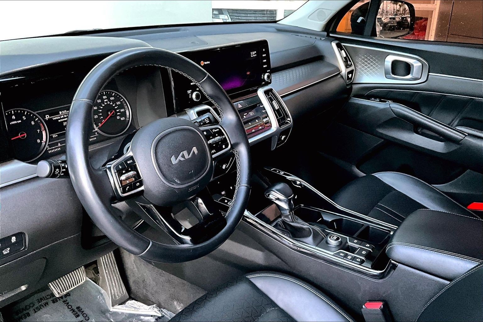 Used 2022 Kia Sorento SX image 14