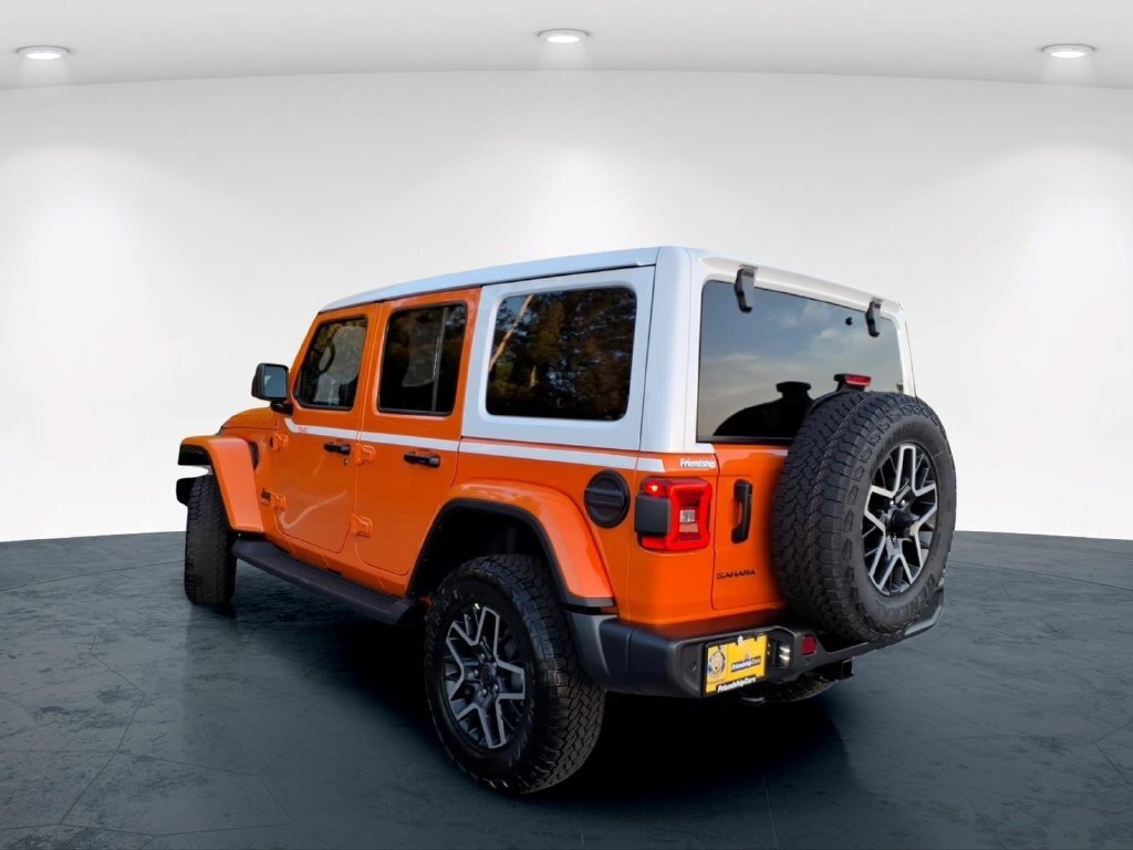 New 2027 Jeep Wrangler Unlimited Sahara AWD/4WD image 5
