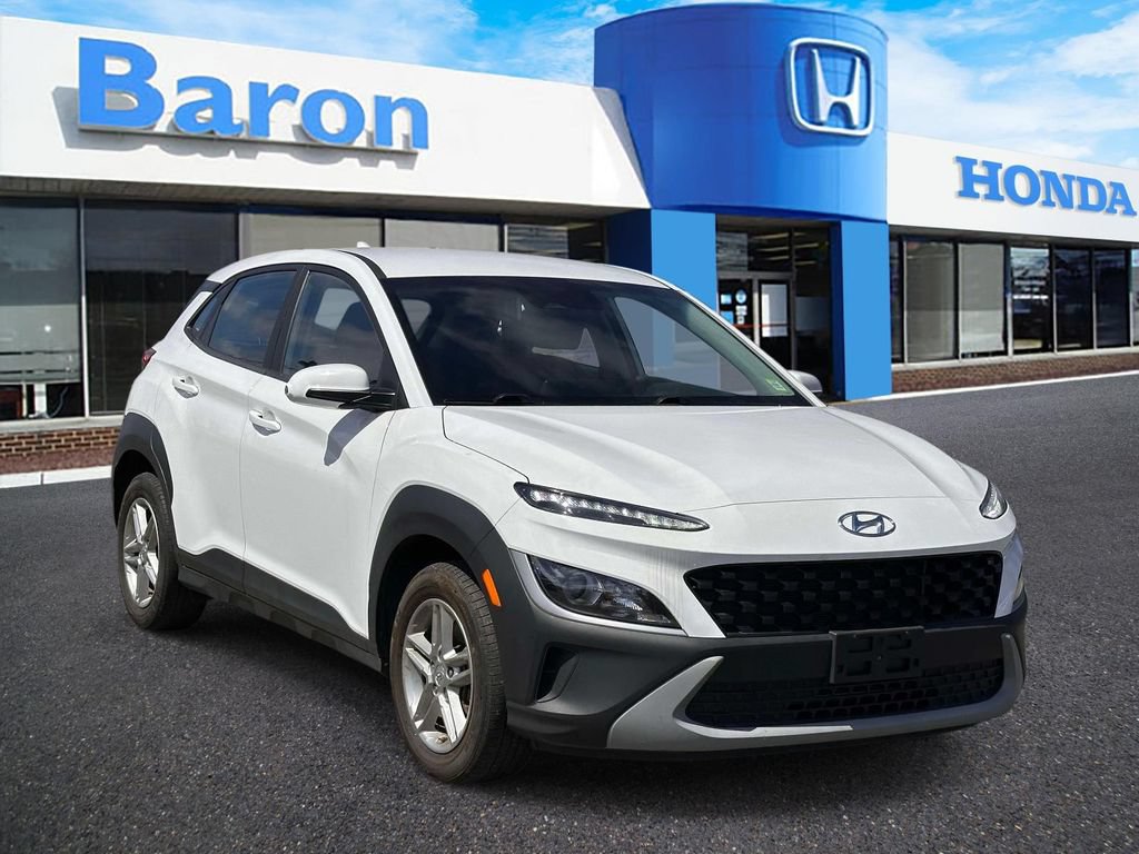 Used 2023 Hyundai Kona SE AWD/4WD image 1
