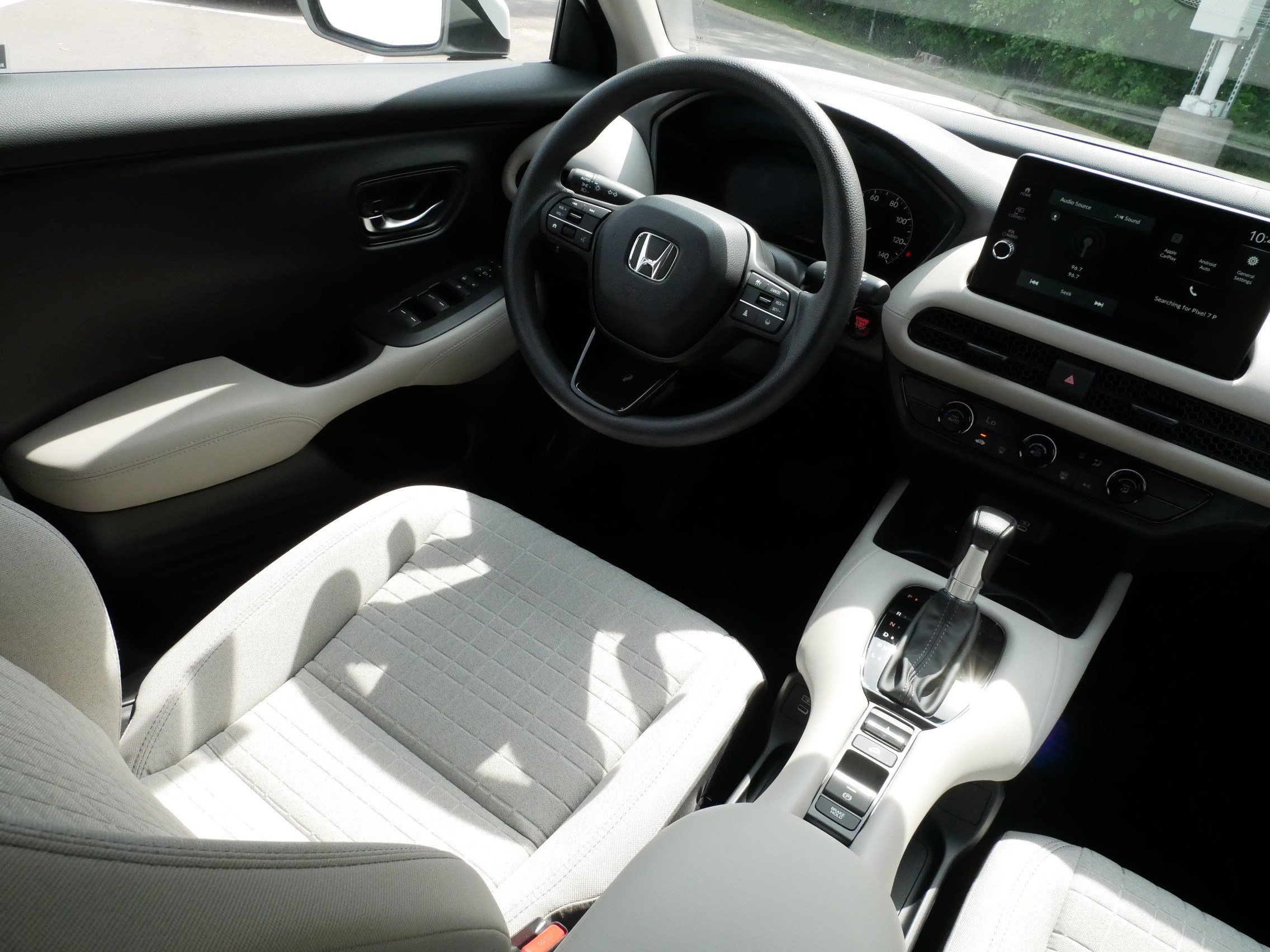 Certified 2026 Honda HR-V LX image 9
