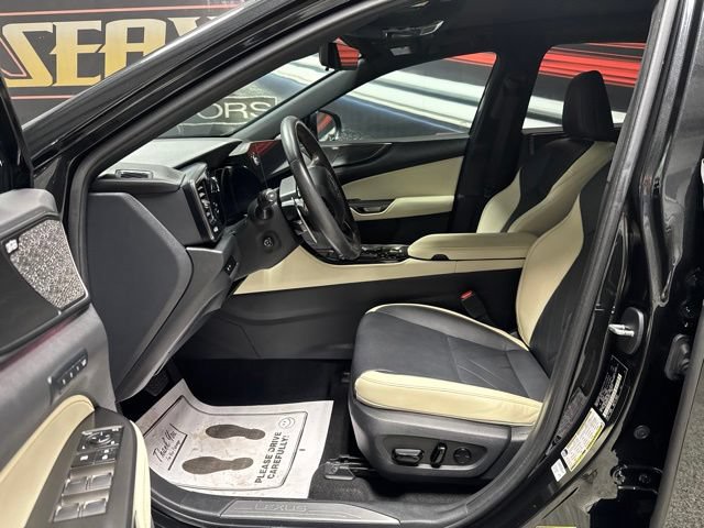 Used 2024 Lexus NX 350h AWD w/ Vision Package image 5