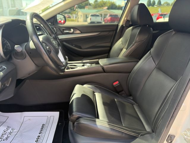 Used 2018 Nissan Maxima 3.5 SL FWD image 17