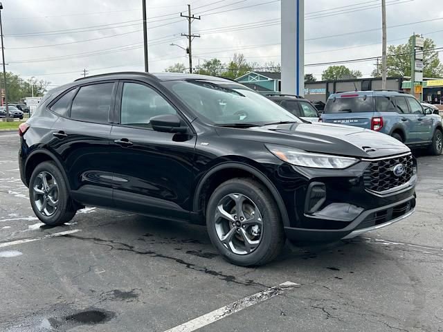 New 2025 Ford Escape ST-Line w/ Tech Pack #1 image 13