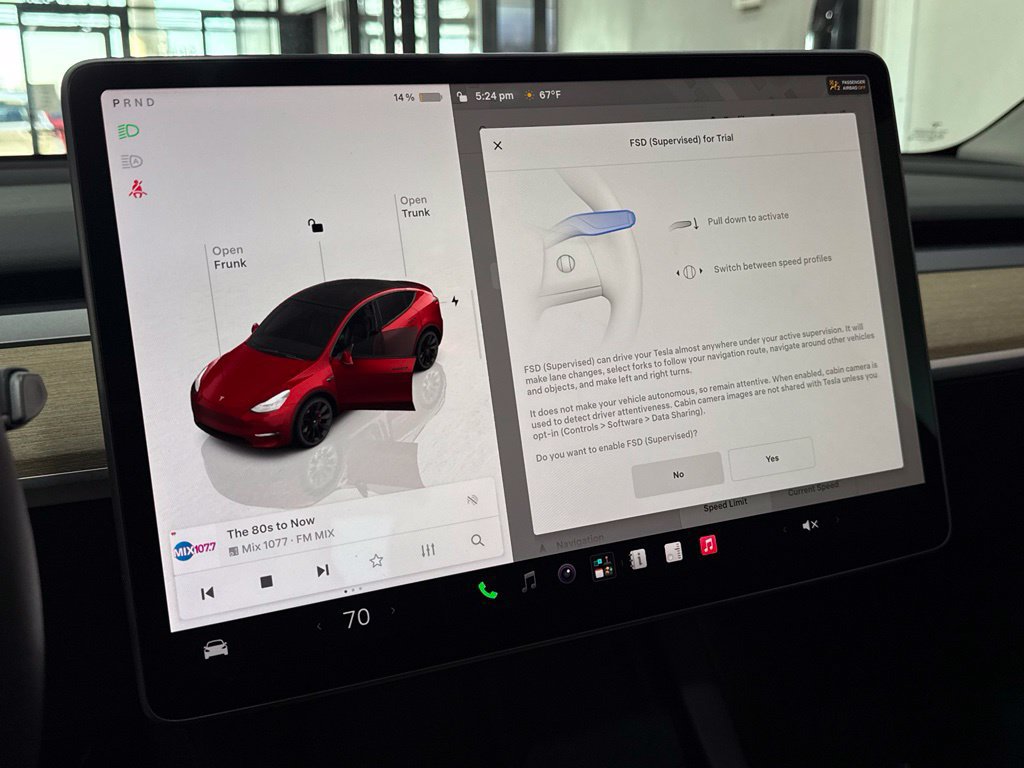 Used 2022 Tesla Model Y Long Range AWD/4WD image 43