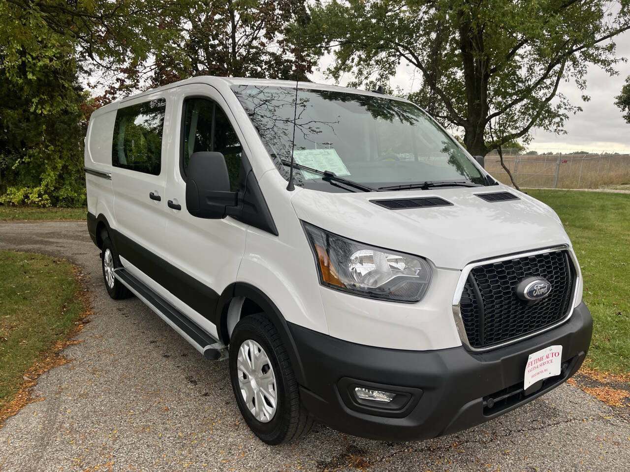 Used 2024 Ford Transit 250 Low Roof w/ Exterior Upgrade Package image 8