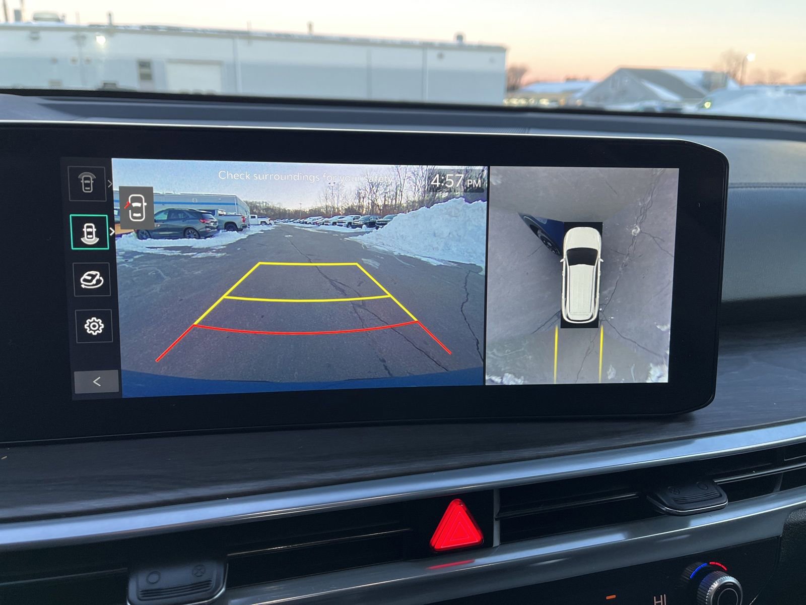 Used 2024 Kia Sorento SX image 35