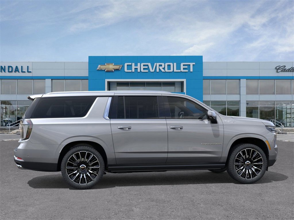 New 2026 Chevrolet Suburban High Country image 5