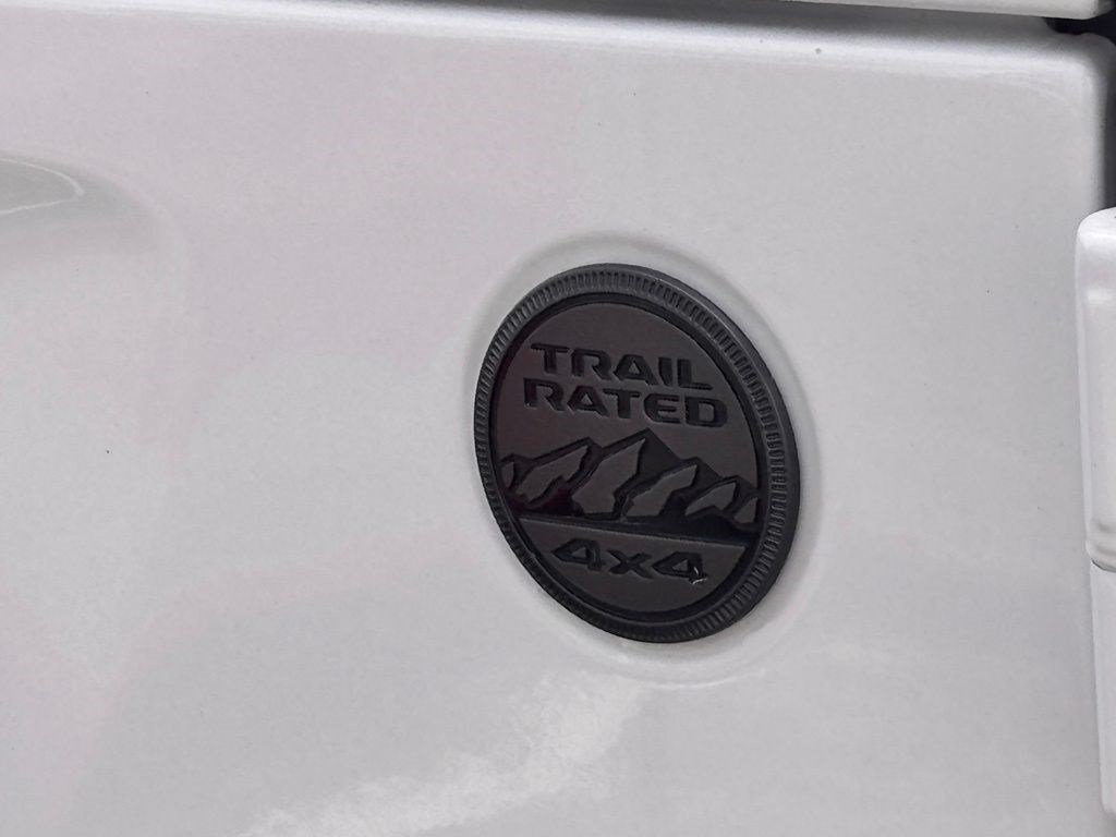 New 2026 Jeep Gladiator Sport AWD/4WD image 4