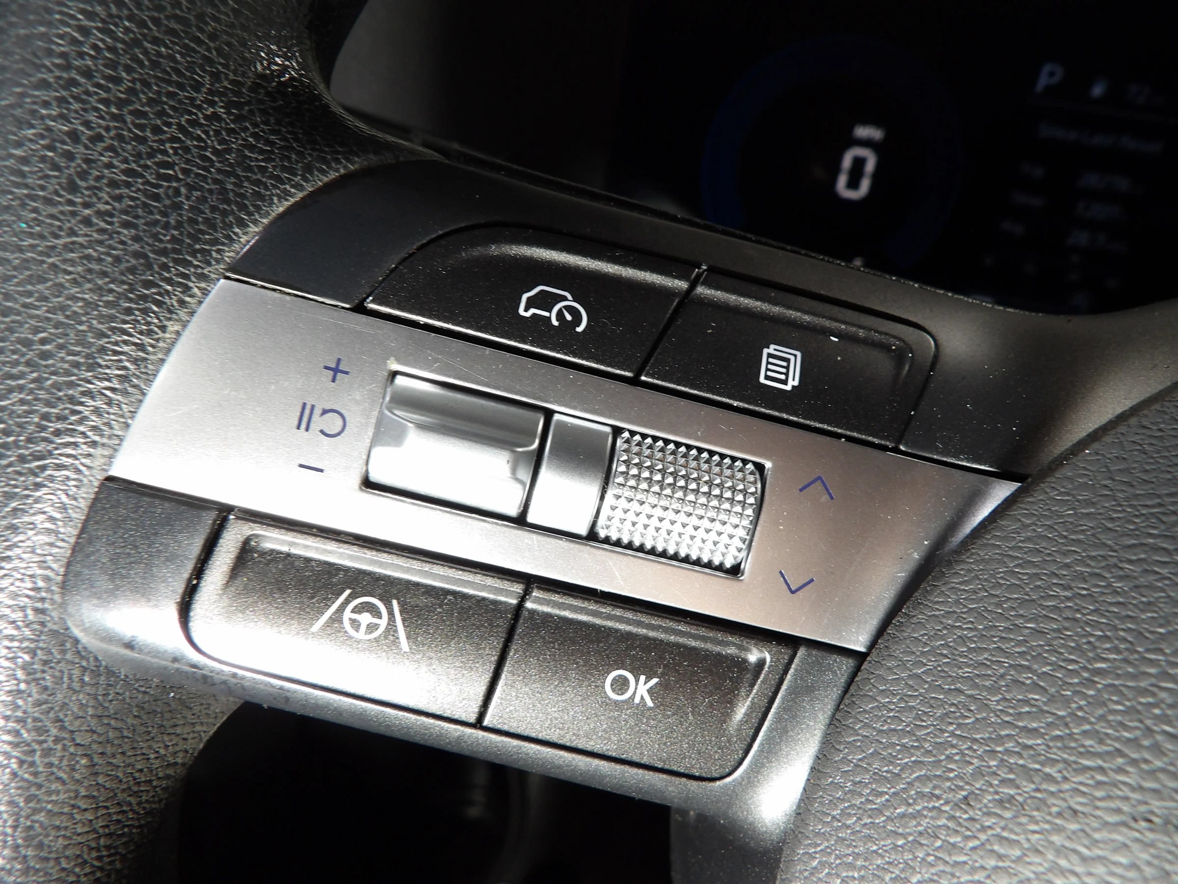 Used 2025 Hyundai Kona SE FWD image 20