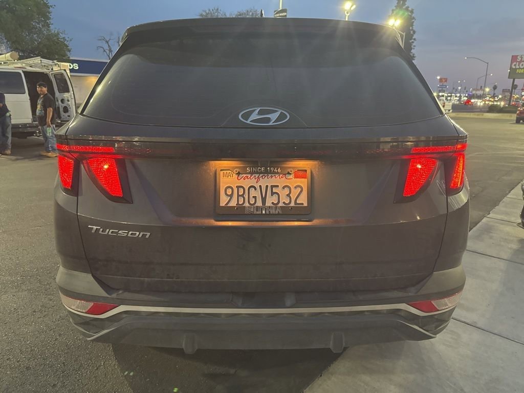 Used 2022 Hyundai Tucson SE image 6