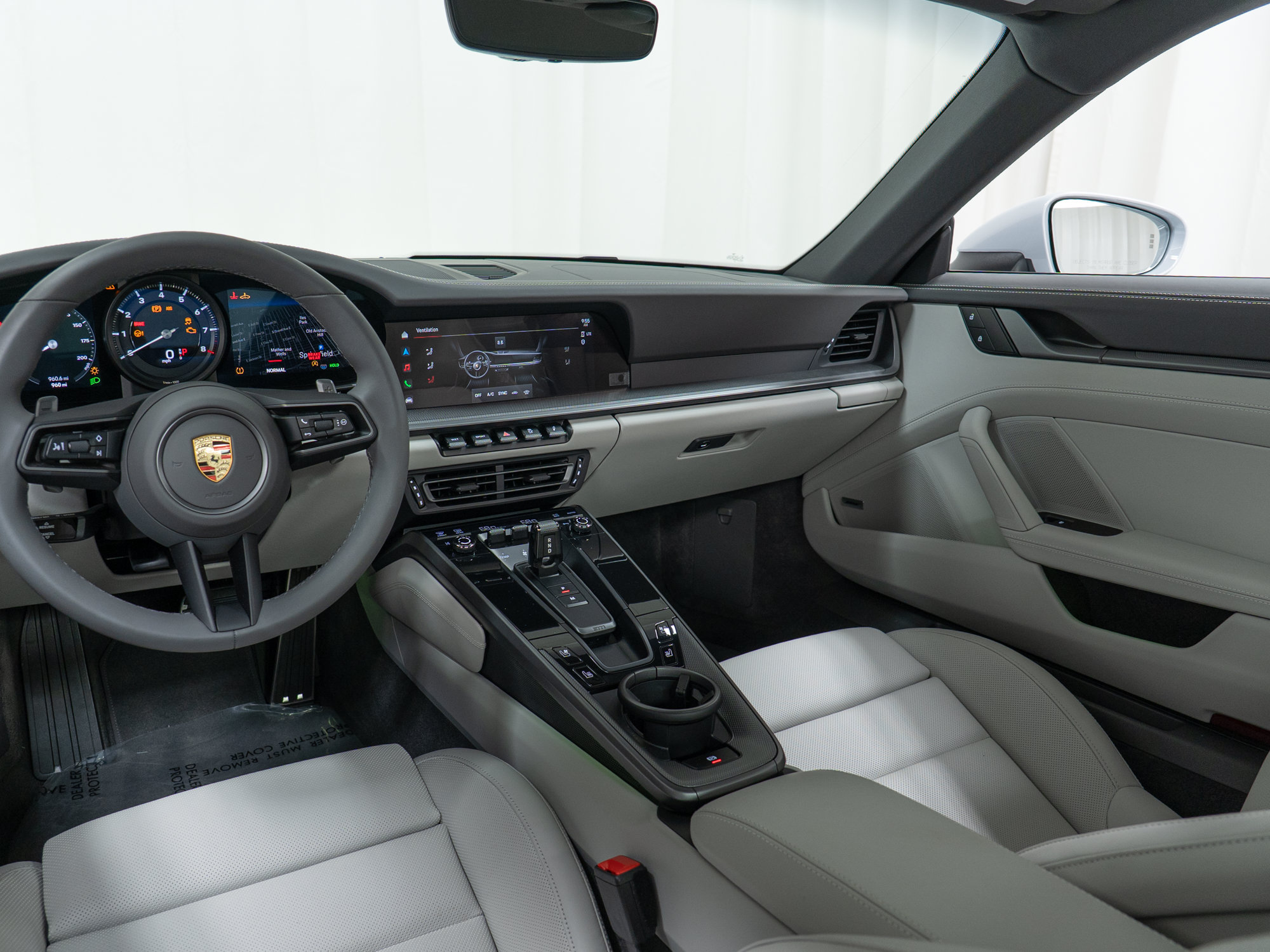 Certified 2024 Porsche 911 Carrera RWD image 23