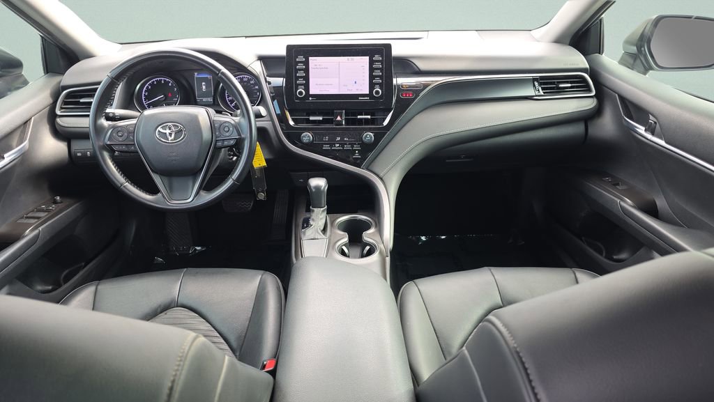 Used 2021 Toyota Camry SE FWD image 11