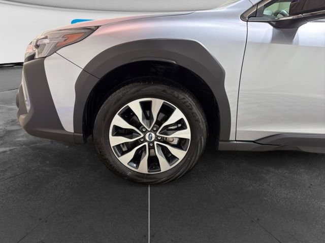 Used 2025 Subaru Outback Limited XT AWD/4WD image 10