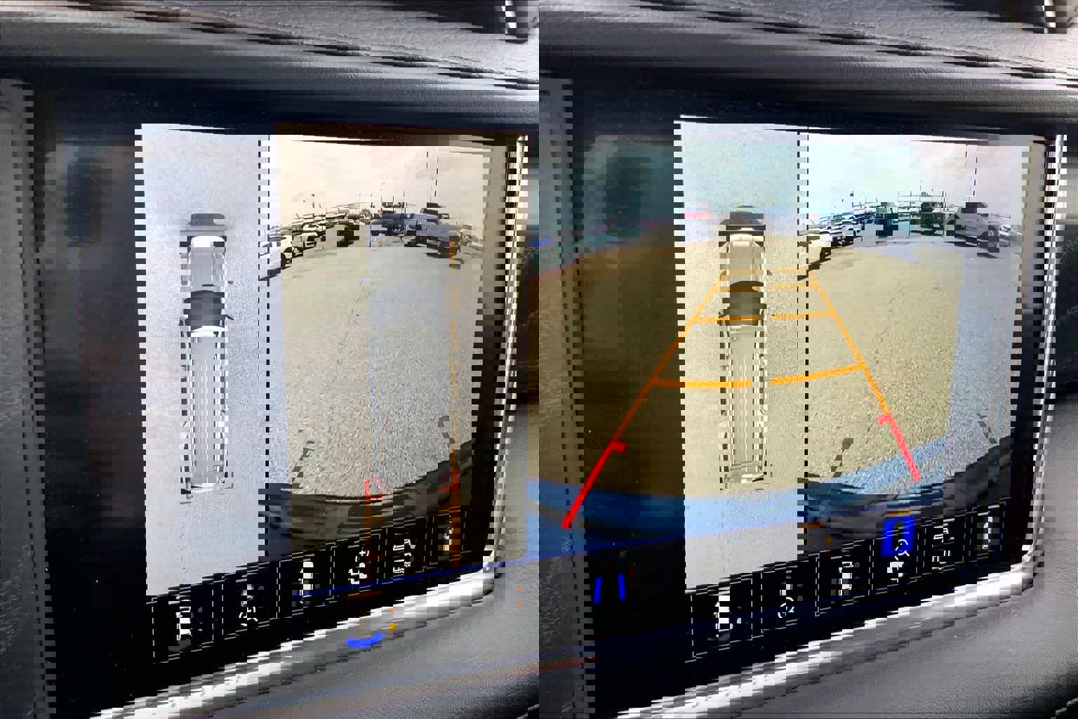 Used 2023 GMC Yukon XL Denali image 27