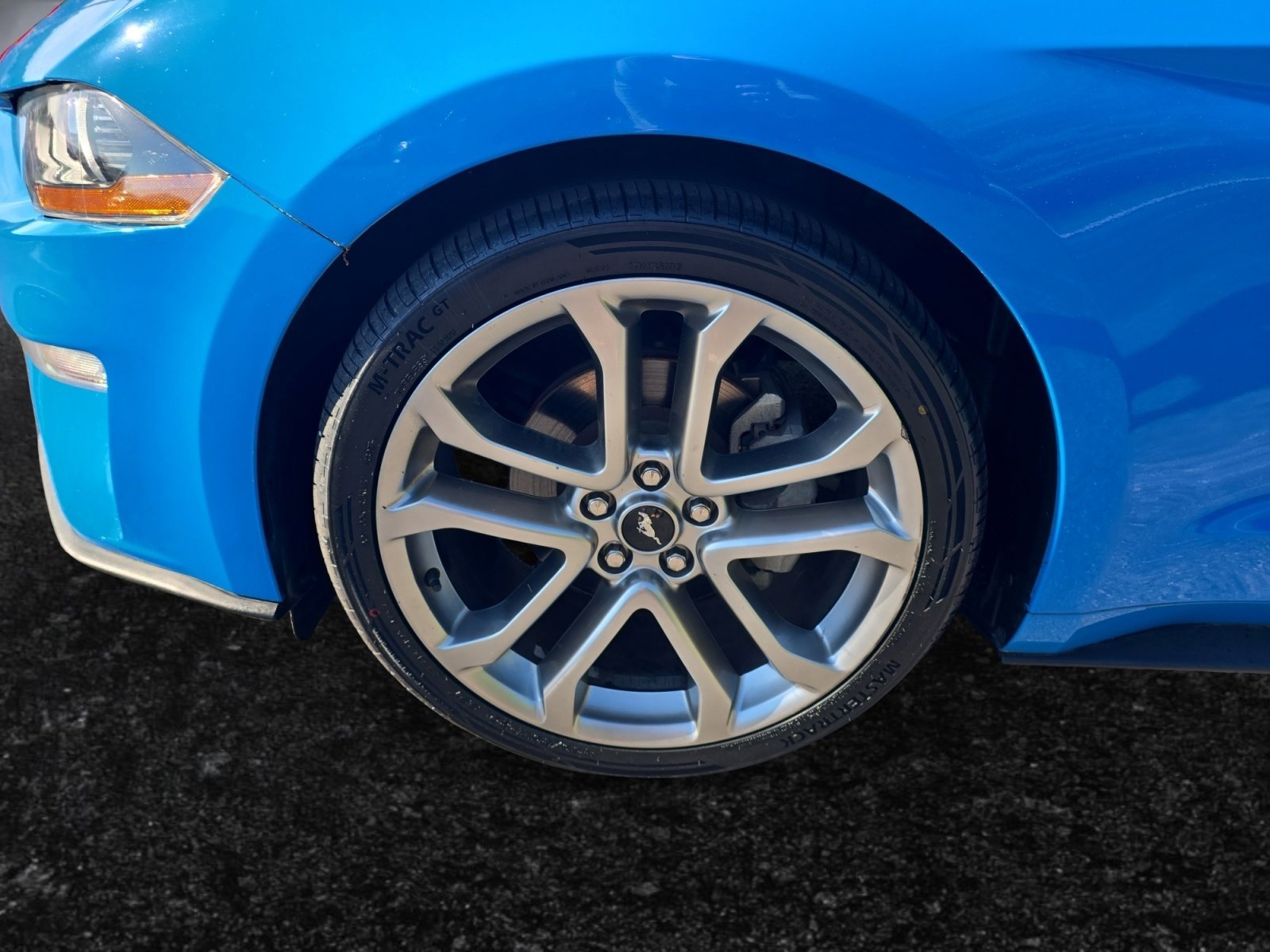 Used 2022 Ford Mustang Premium w/ Equipment Group 201A RWD image 9