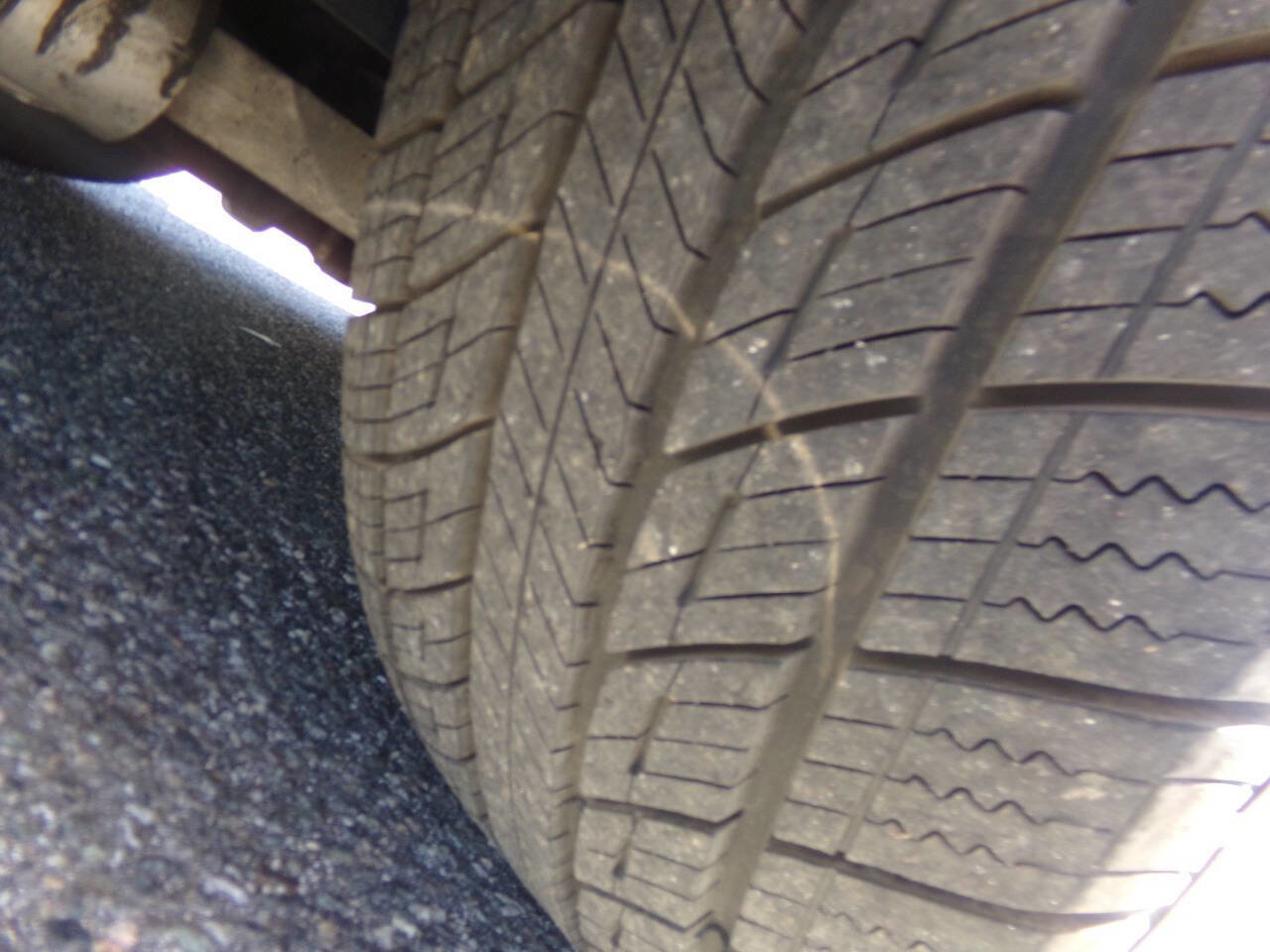 Used 2007 Buick Lucerne CXL FWD image 17