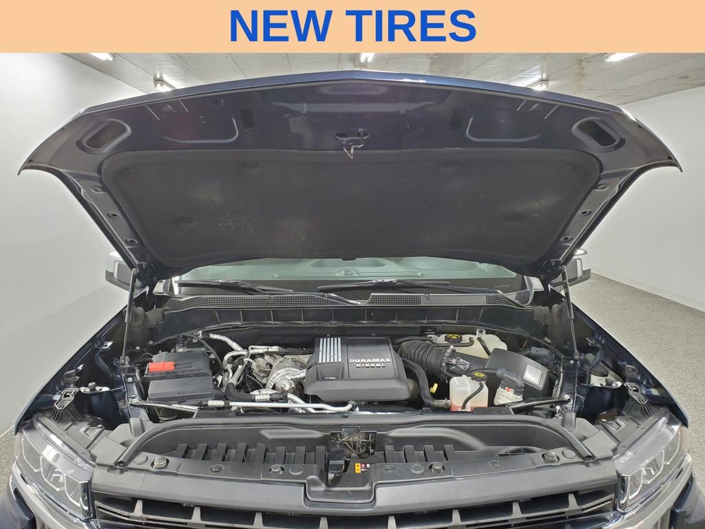 Used 2020 Chevrolet Silverado 1500 LT w/ All-Star Edition AWD/4WD image 13