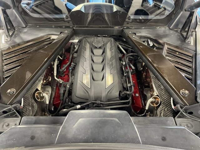 Used 2021 Chevrolet Corvette Stingray Premium Cpe w/ Z51 Performance Package image 28