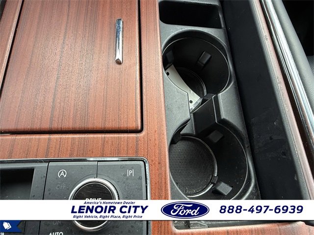 Used 2022 Lincoln Navigator L 2WD image 32