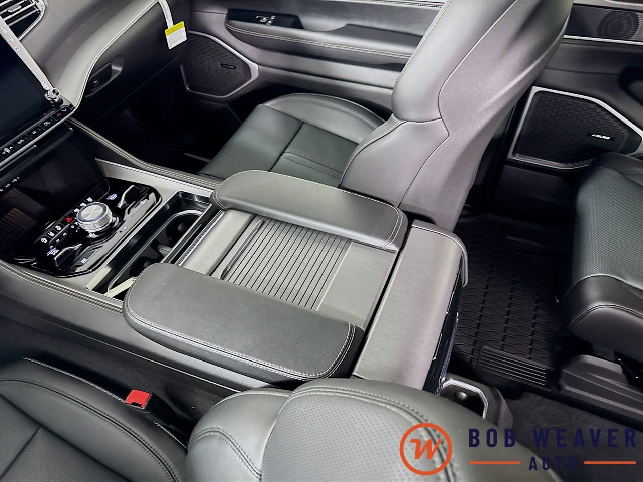 New 2026 Jeep Grand Wagoneer 4WD image 25