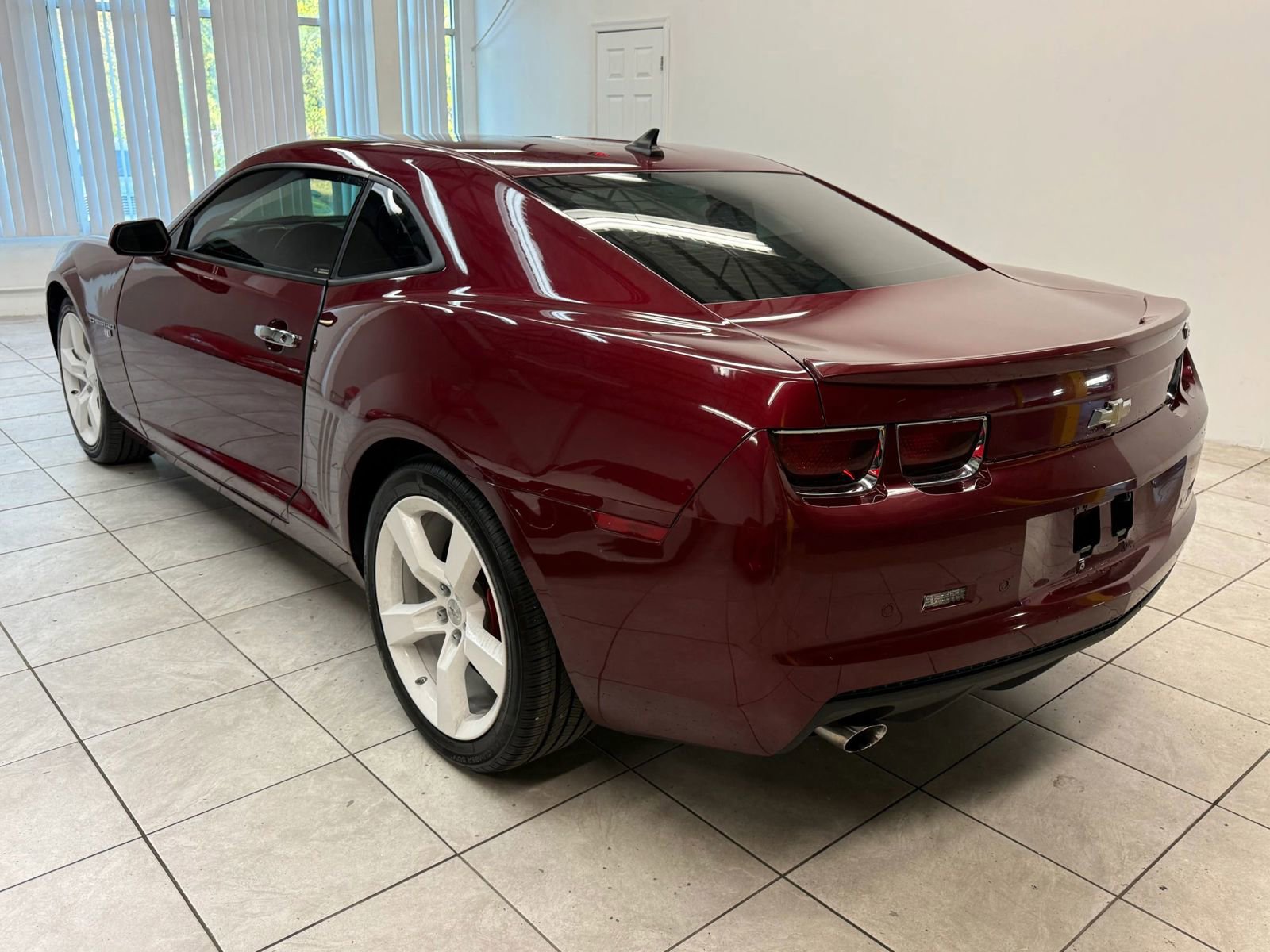 Used 2011 Chevrolet Camaro LT w/ RS Package image 7