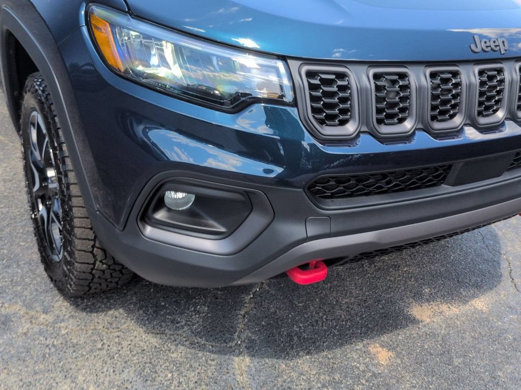 New 2026 Jeep Compass Trailhawk AWD/4WD image 8