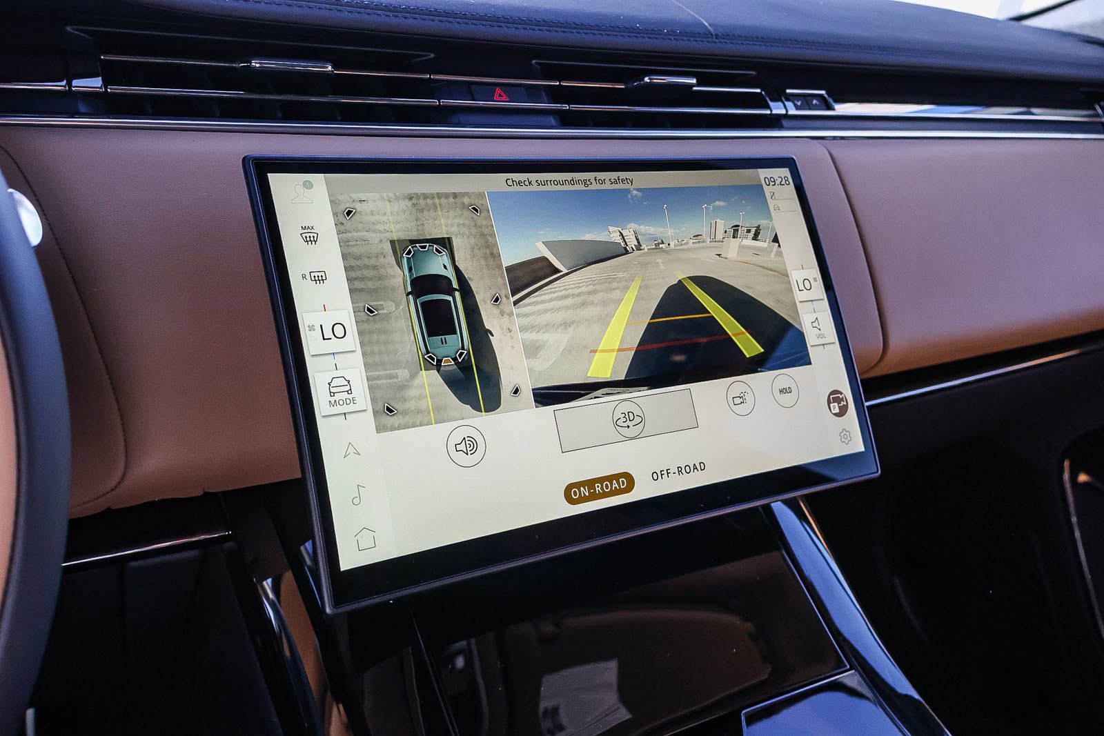 New 2025 Land Rover Range Rover Sport Dynamic SE image 34