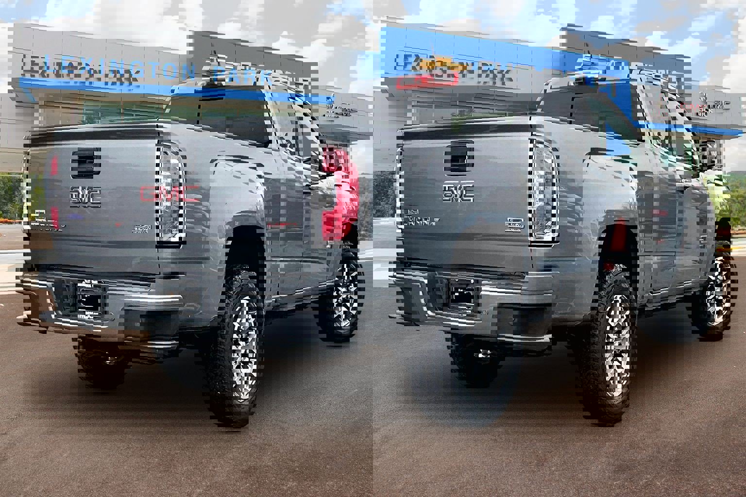 Used 2019 GMC Canyon All Terrain w/ Trailering Package image 13