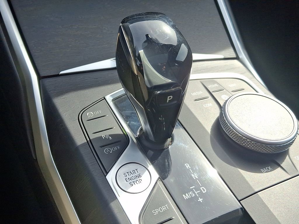 Used 2021 BMW 330i xDrive Sedan w/ Convenience Package image 18