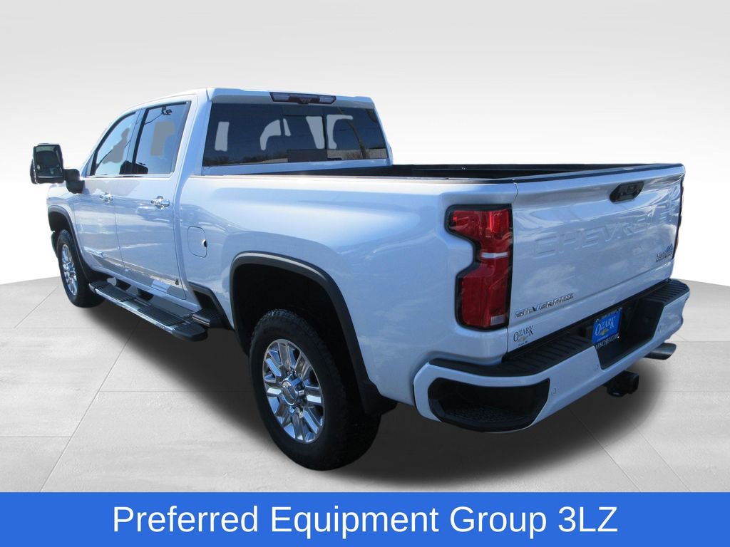 Certified 2025 Chevrolet Silverado 2500 High Country w/ Technology Package AWD/4WD image 3