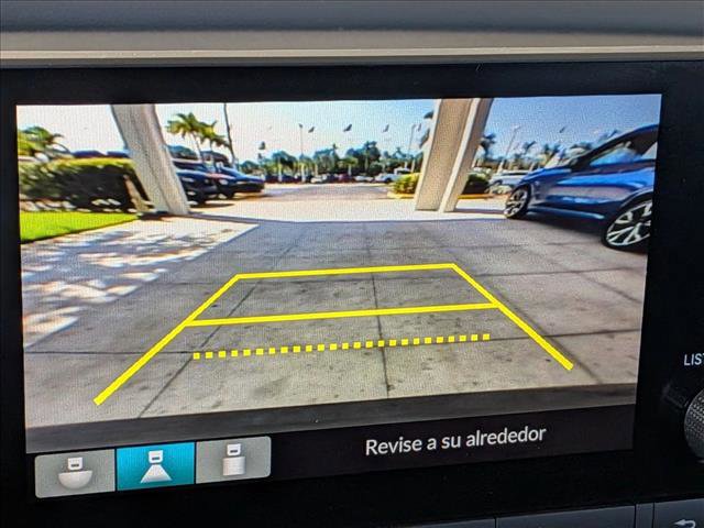 Used 2023 Honda HR-V LX image 12