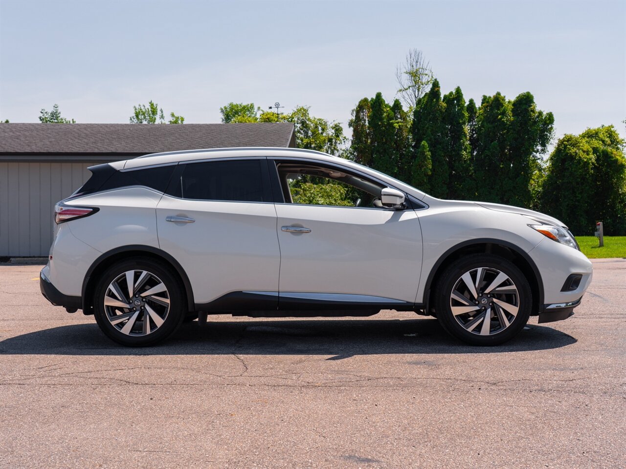 Used 2016 Nissan Murano Platinum w/ Platinum Technology Package AWD/4WD image 4