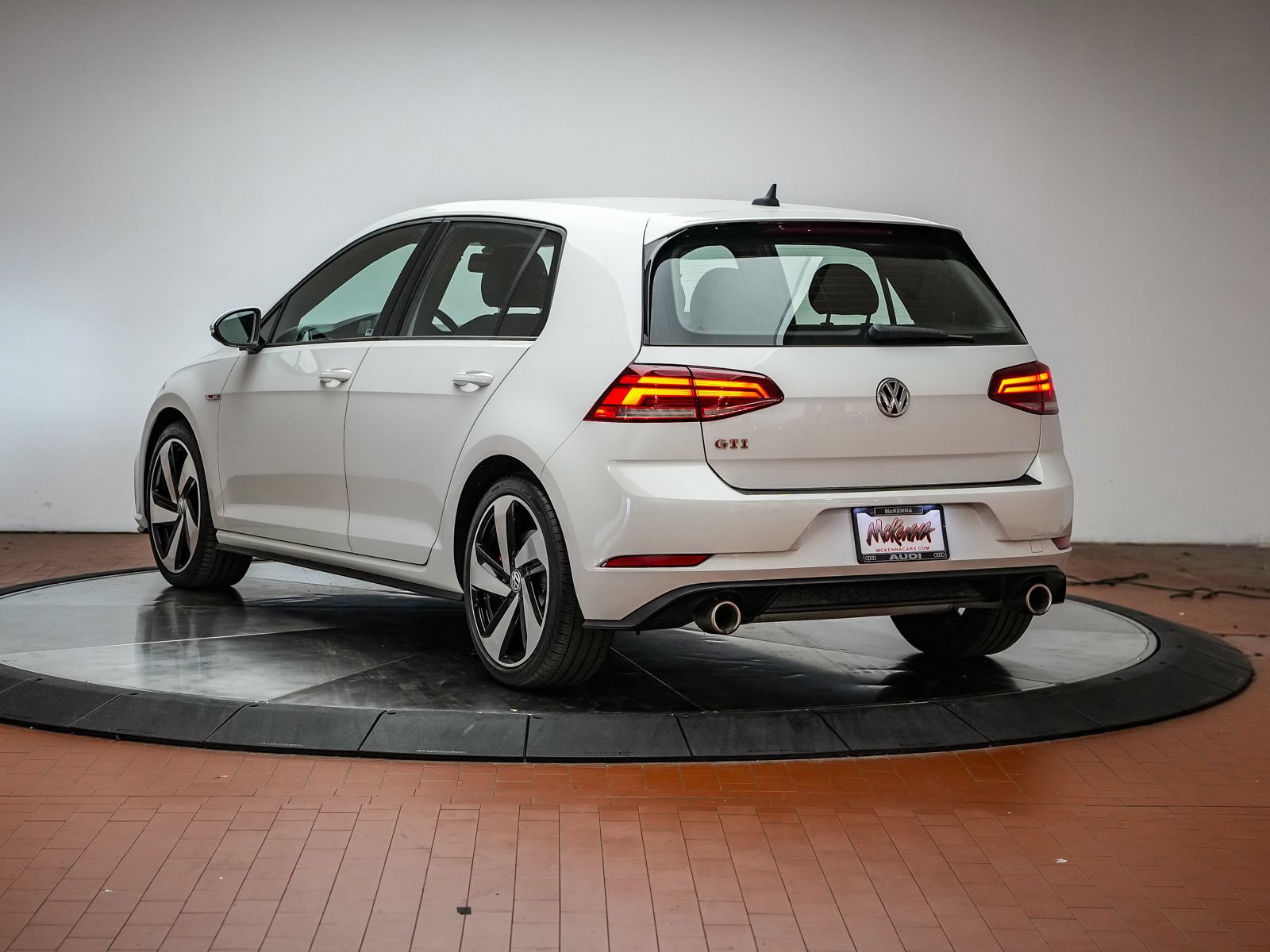 Used 2020 Volkswagen GTI S FWD image 2