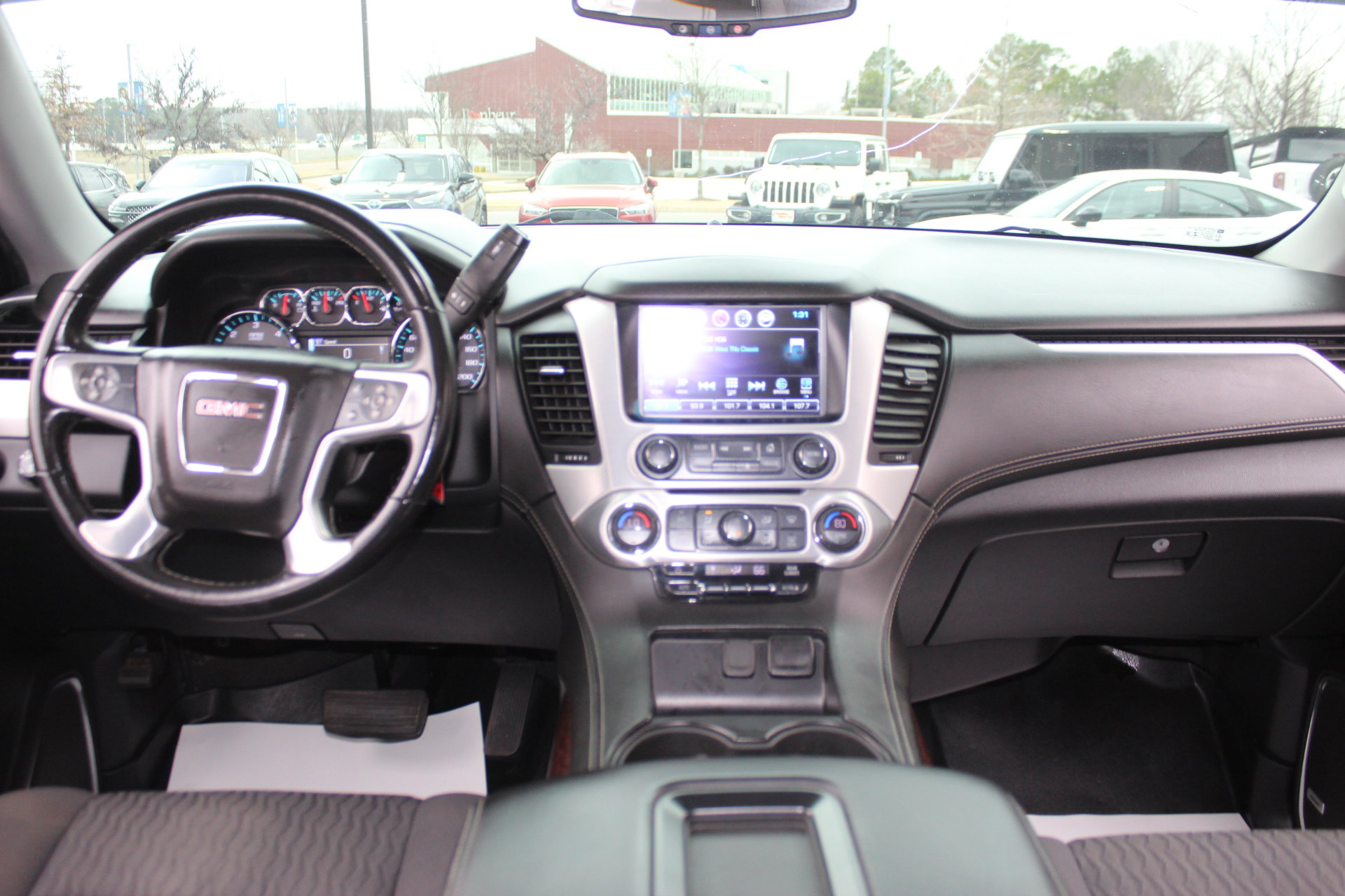 Used 2020 GMC Yukon SLE image 22