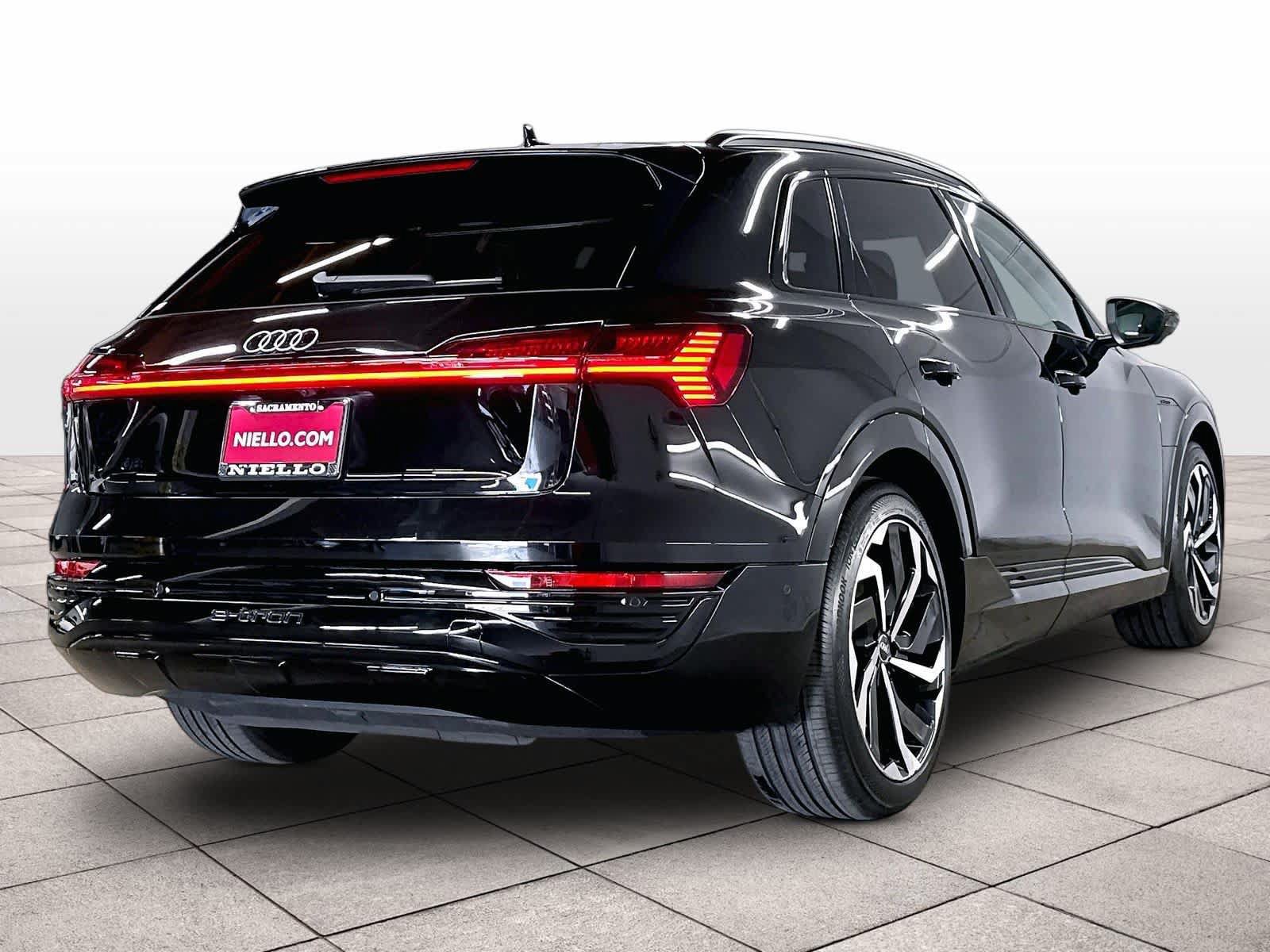 Certified 2024 Audi Q8 e-tron Premium Plus w/ Prestige Package AWD/4WD image 14