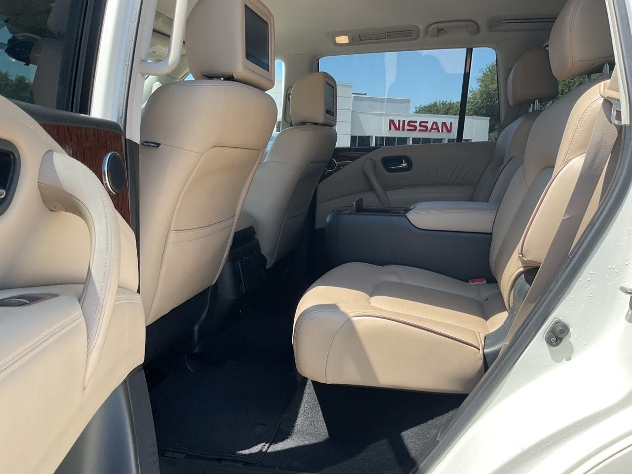 Used 2019 Nissan Armada Platinum w/ Captain's Chairs Package AWD/4WD image 11